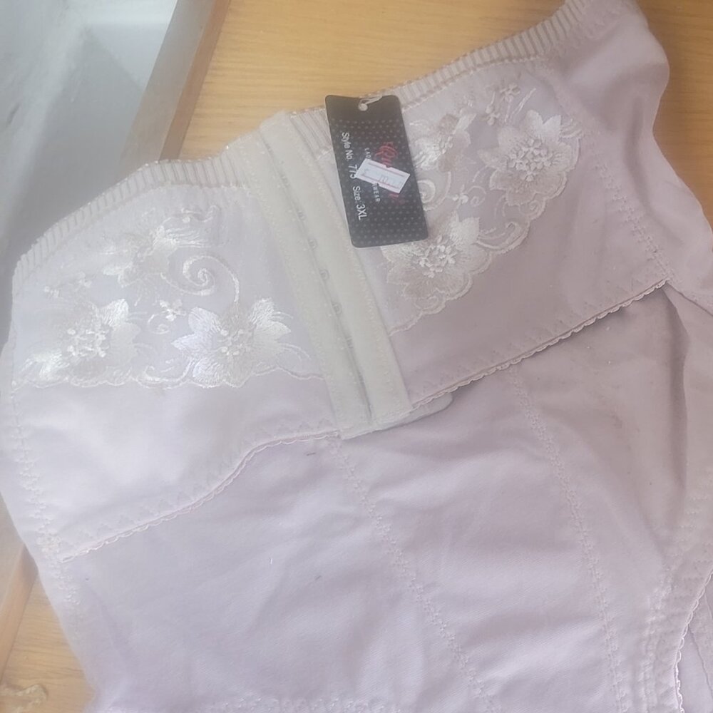 Women's Shapeware